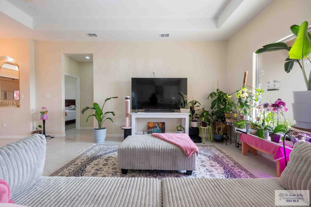 484 Balli Cir, LA FERIA, Texas image 11