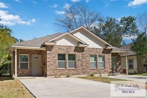 Multi Family in HOUSTON TX 5101 Southwind St 9.jpg