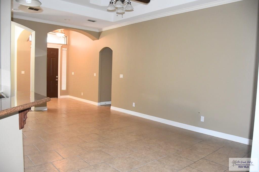 1714 Christian Cir, HARLINGEN, Texas image 4