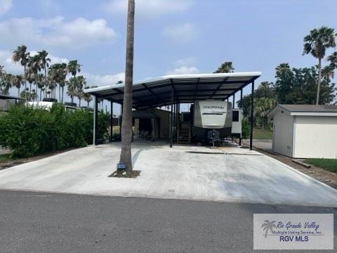 189 Mississippi River Blvd, BROWNSVILLE, Texas image 1