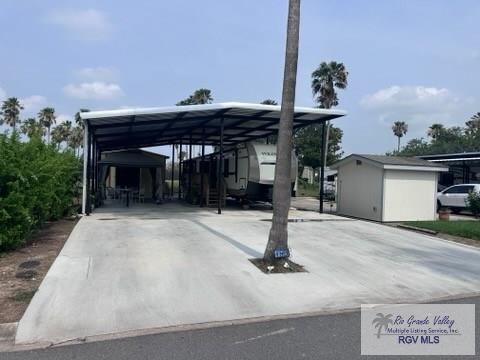 189 Mississippi River Blvd, BROWNSVILLE, Texas image 2