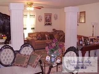 14 Bahia Cir, BROWNSVILLE, Texas image 7