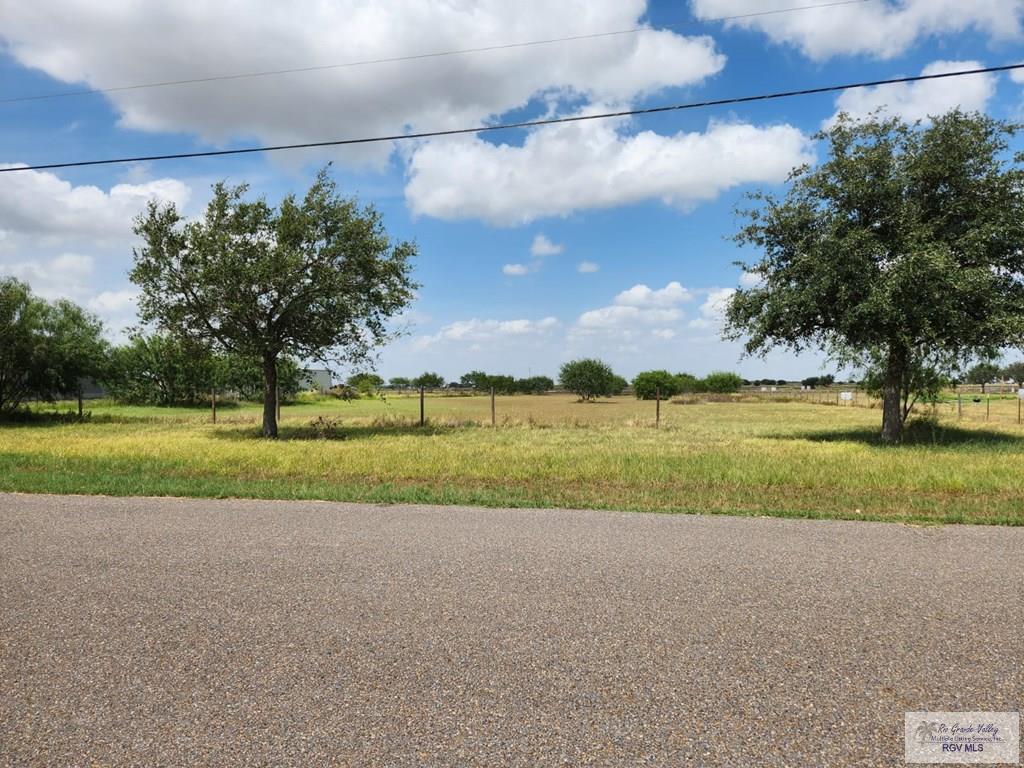 Meadow Knoll Dr, EDCOUCH, Texas image 5