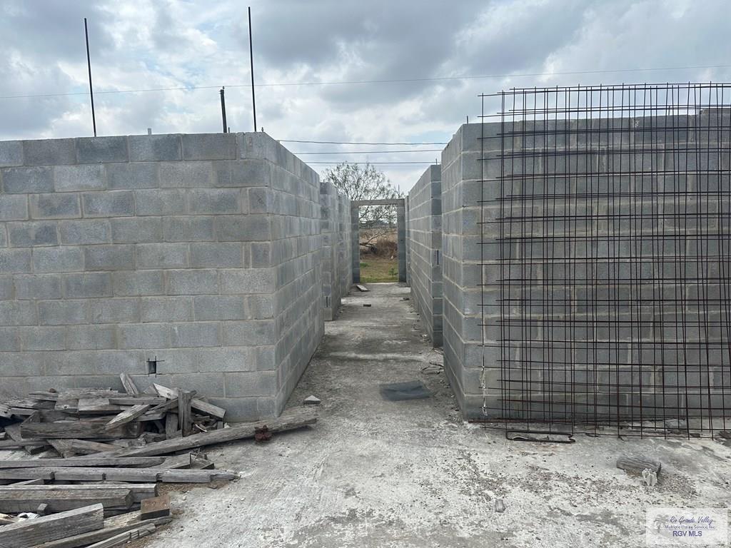 31101 Eustolio Gonzalez Rd, RAYMONDVILLE, Texas image 3