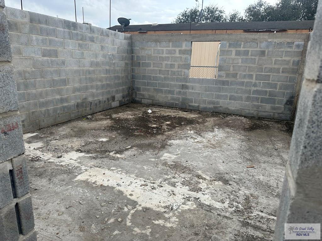 31101 Eustolio Gonzalez Rd, RAYMONDVILLE, Texas image 4