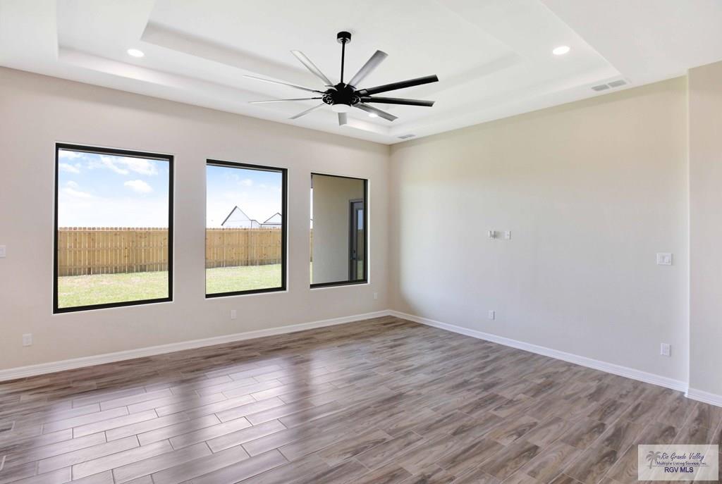 521 Eagle Dr, LOS FRESNOS, Texas image 6