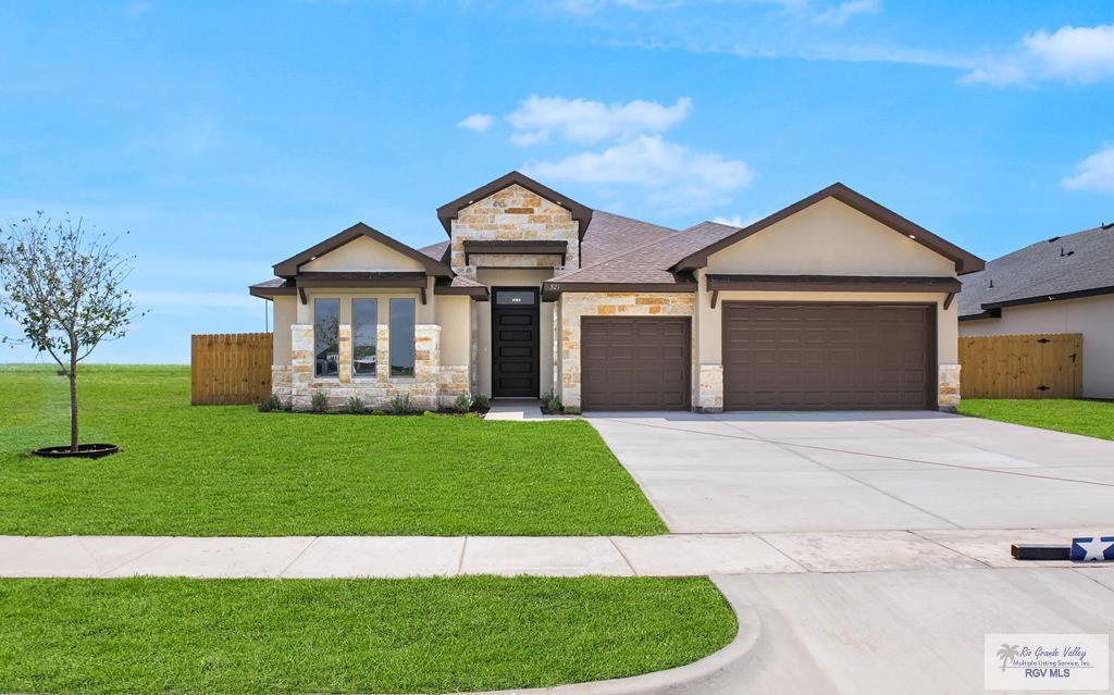 521 Eagle Dr, LOS FRESNOS, Texas image 2