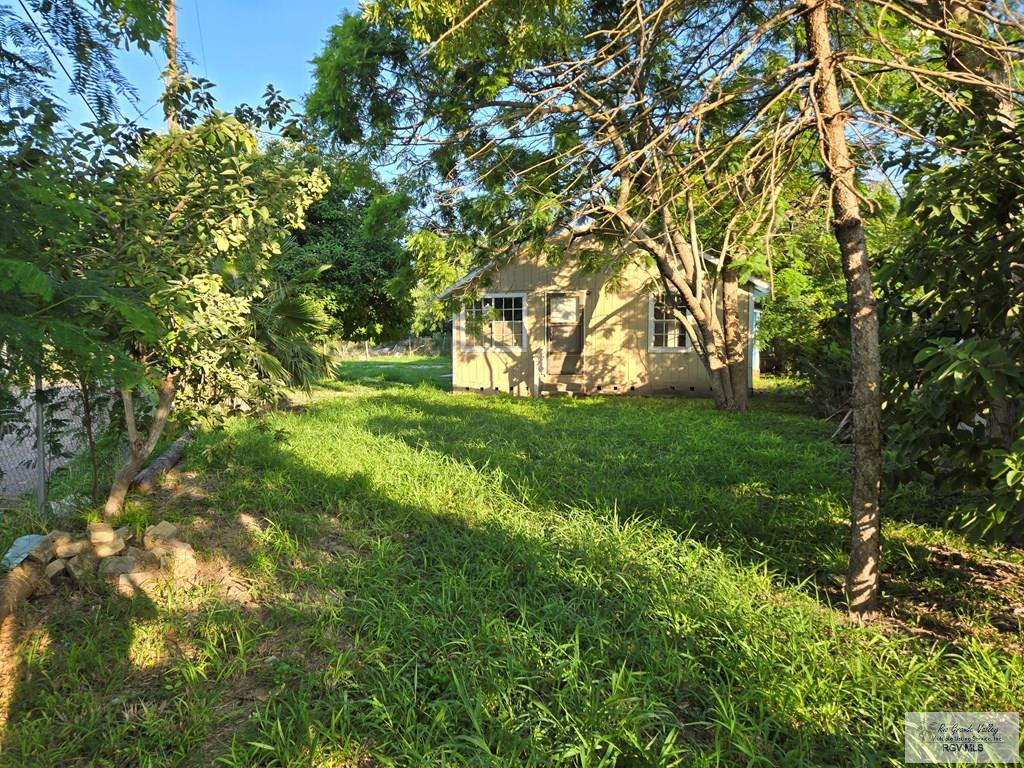 2948 15th St, BROWNSVILLE, Texas image 14
