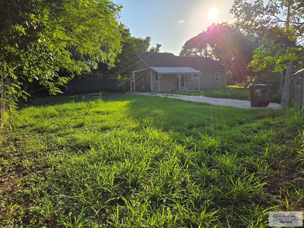 2948 15th St, BROWNSVILLE, Texas image 11