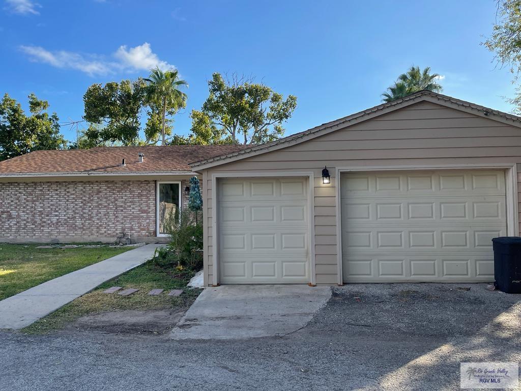52 Los Mesquites St #52, BROWNSVILLE, Texas image 3
