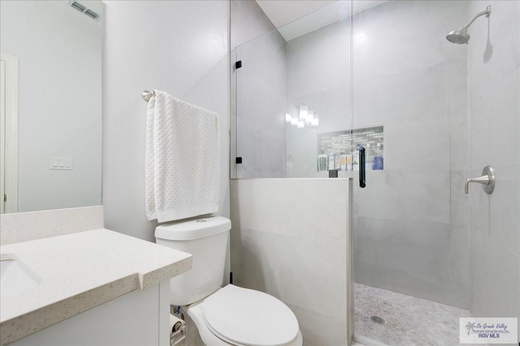 1858 Castillo St, OLMITO, Texas image 32