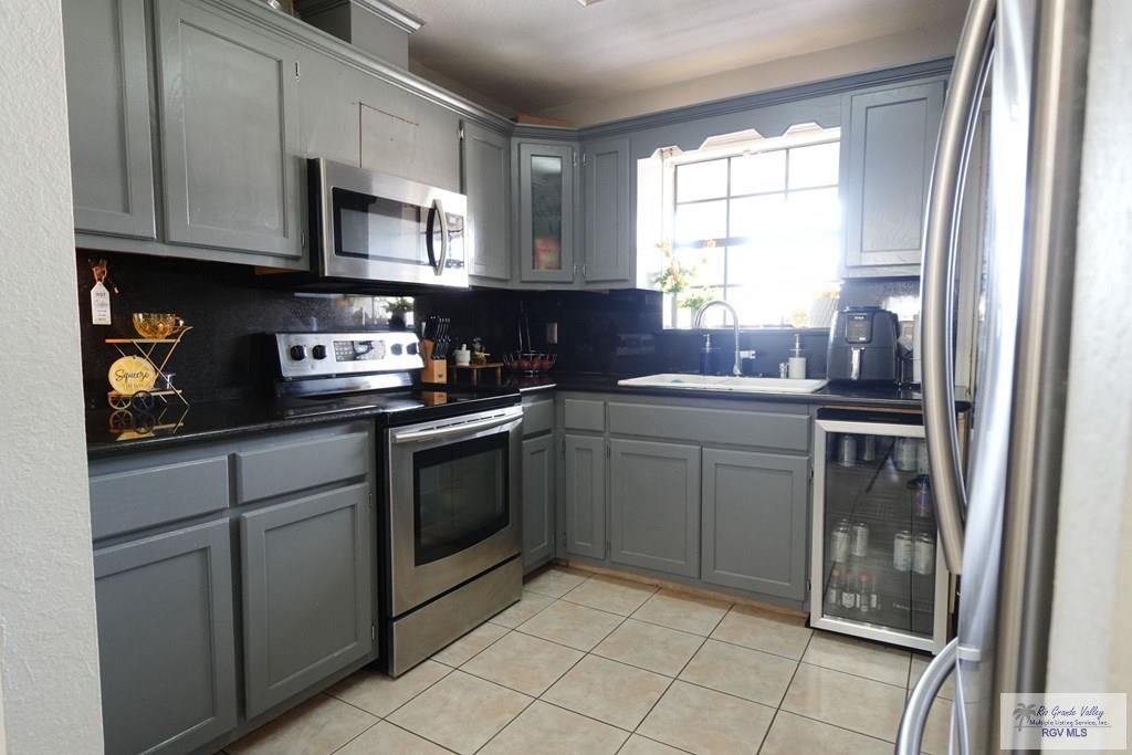 448 Rey Juan Carlos St, BROWNSVILLE, Texas image 6
