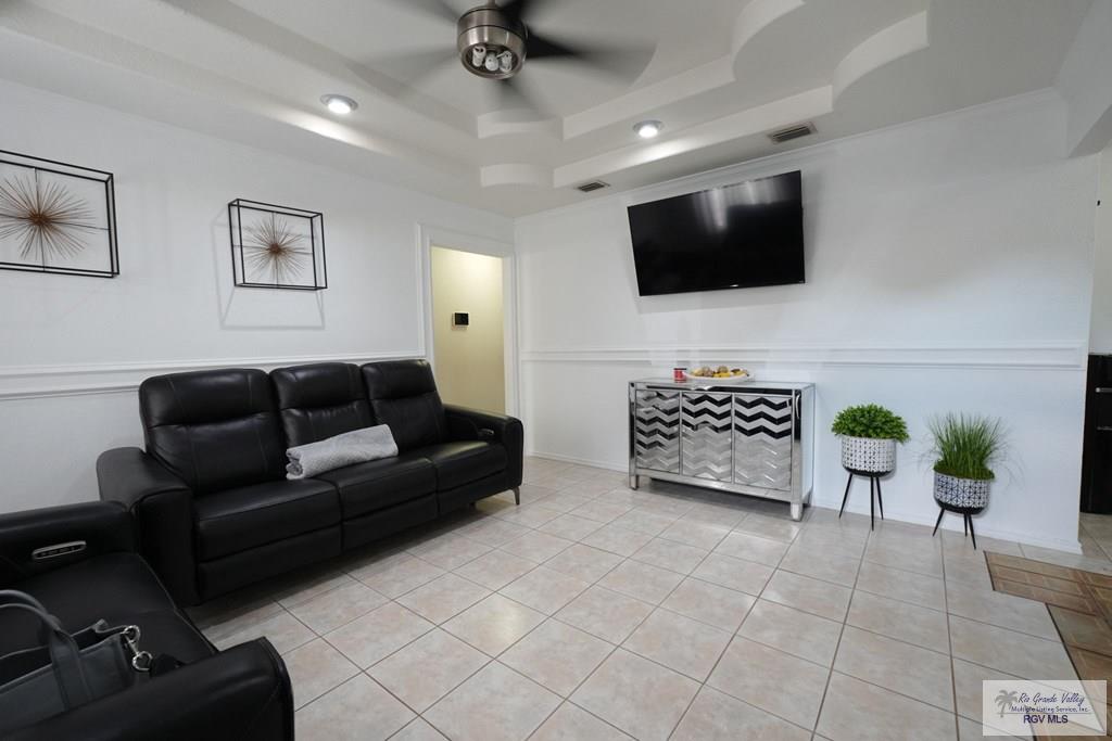 448 Rey Juan Carlos St, BROWNSVILLE, Texas image 4