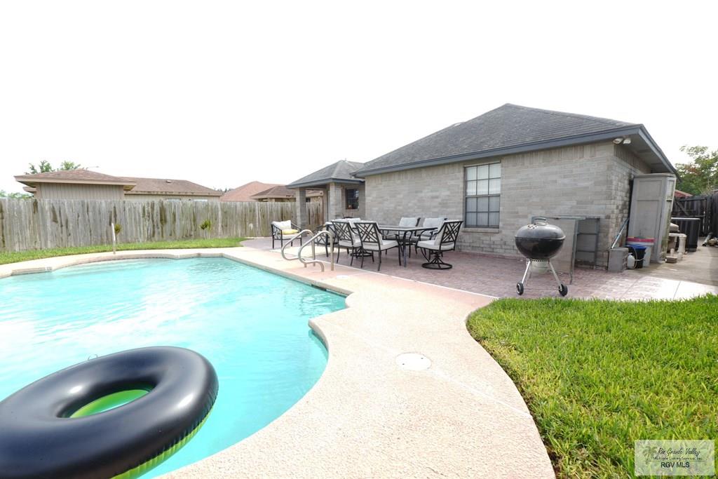 448 Rey Juan Carlos St, BROWNSVILLE, Texas image 13