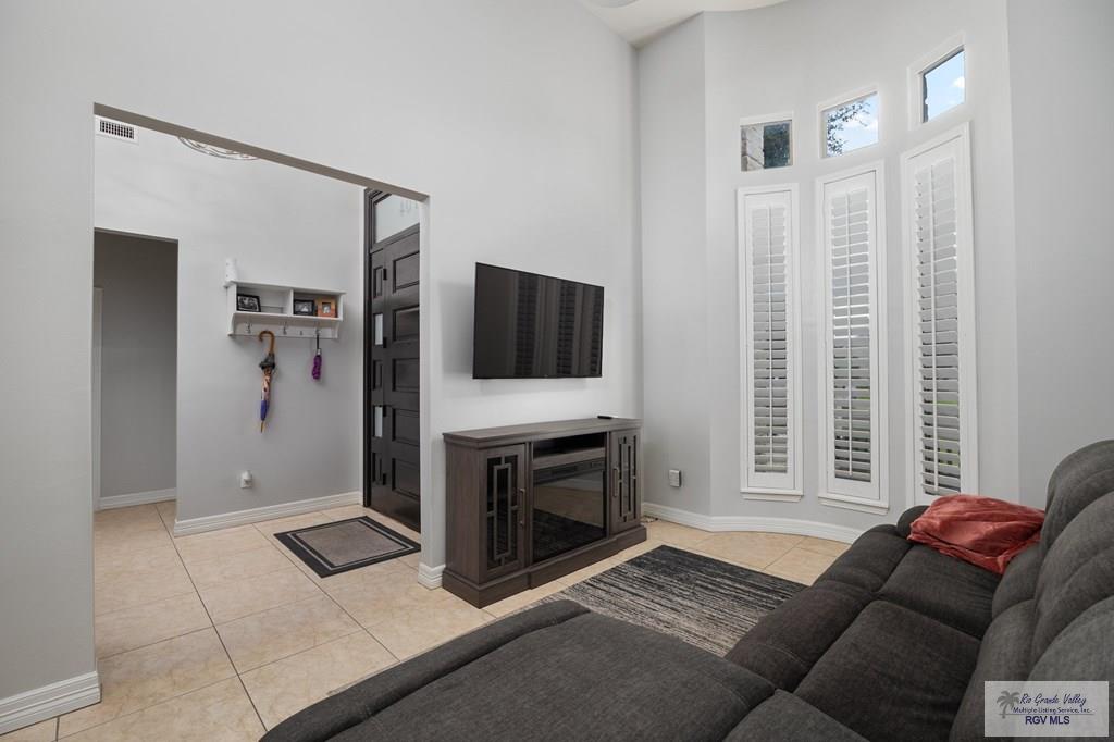 2704 Bluebonnet Ln, MISSION, Texas image 2