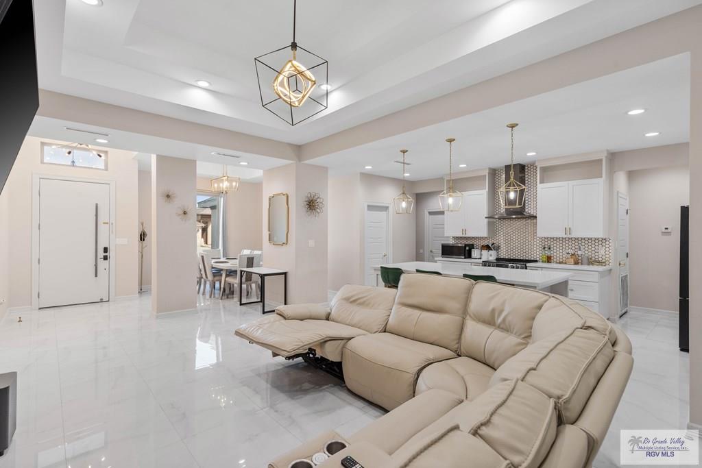 4416 Aurora Cir, BROWNSVILLE, Texas image 13