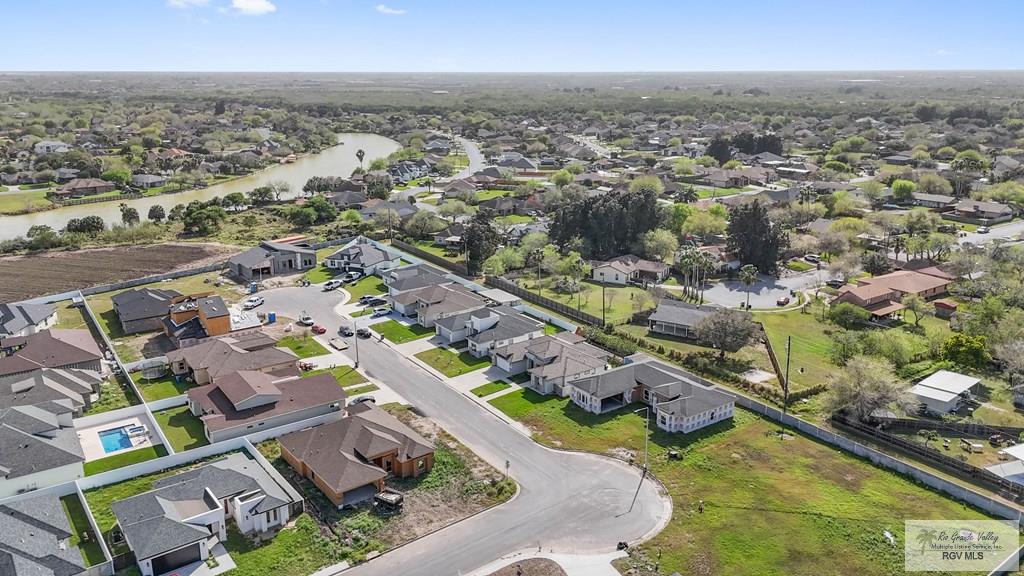 4416 Aurora Cir, BROWNSVILLE, Texas image 29