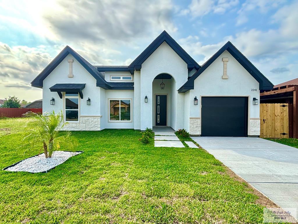 2241 El Aire St, BROWNSVILLE, Texas image 1
