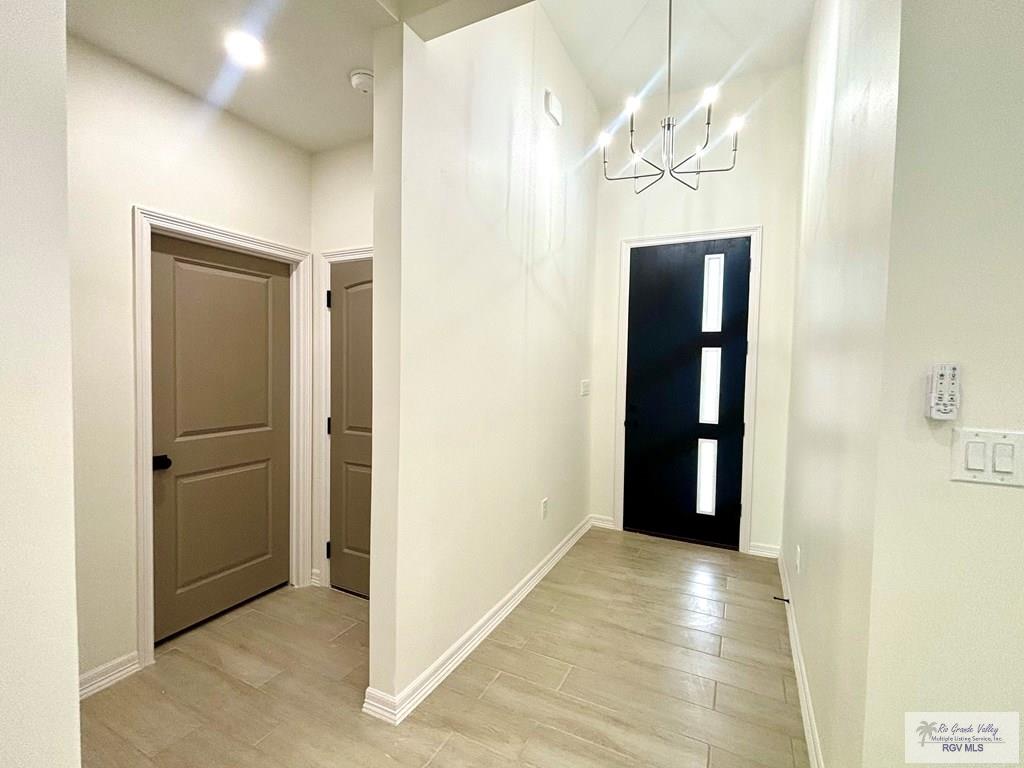 2241 El Aire St, BROWNSVILLE, Texas image 5