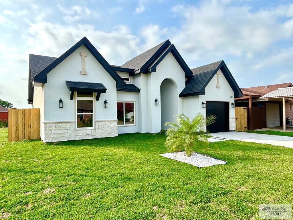 2241 El Aire St, BROWNSVILLE, Texas image 2