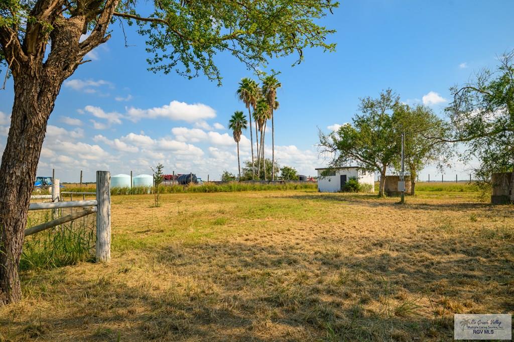 13446 Humphrey Rd, RAYMONDVILLE, Texas image 29