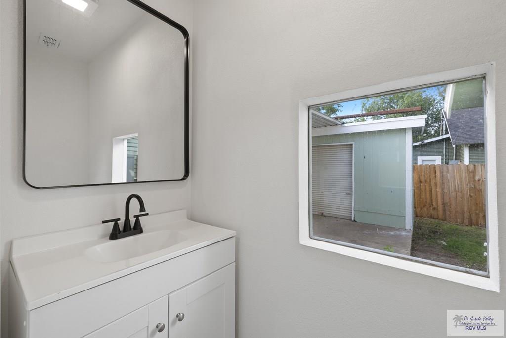 518 N J St, HARLINGEN, Texas image 15