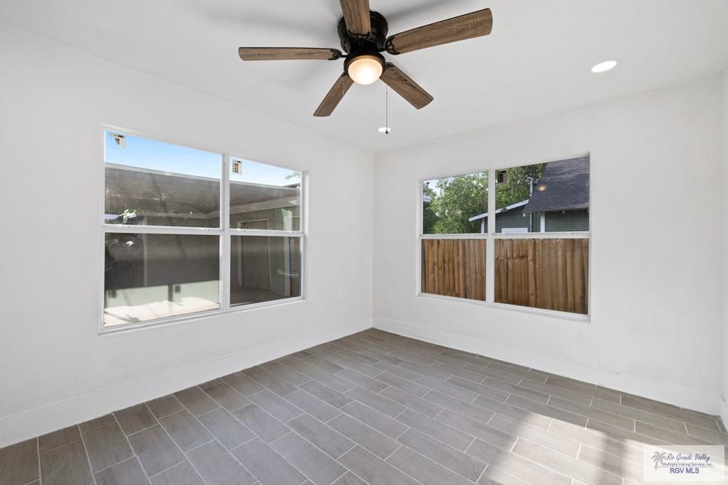 518 N J St, HARLINGEN, Texas image 9