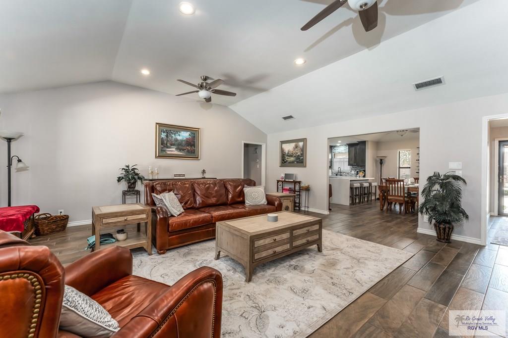 1916 Loquat Dr, HARLINGEN, Texas image 7