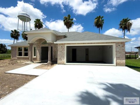 Homes For Sale - 837 Sabine River Cir<br/> Cameron County, BROWNSVILLE, TX 78520