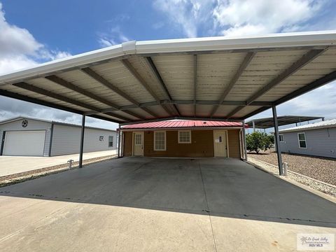 Homes For Sale - 2011 E Bogey Dr<br/> Hidalgo County, MISSION, TX 78572