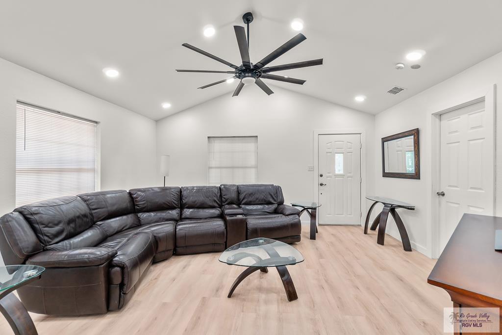 208 Parkview Cir, HARLINGEN, Texas image 23