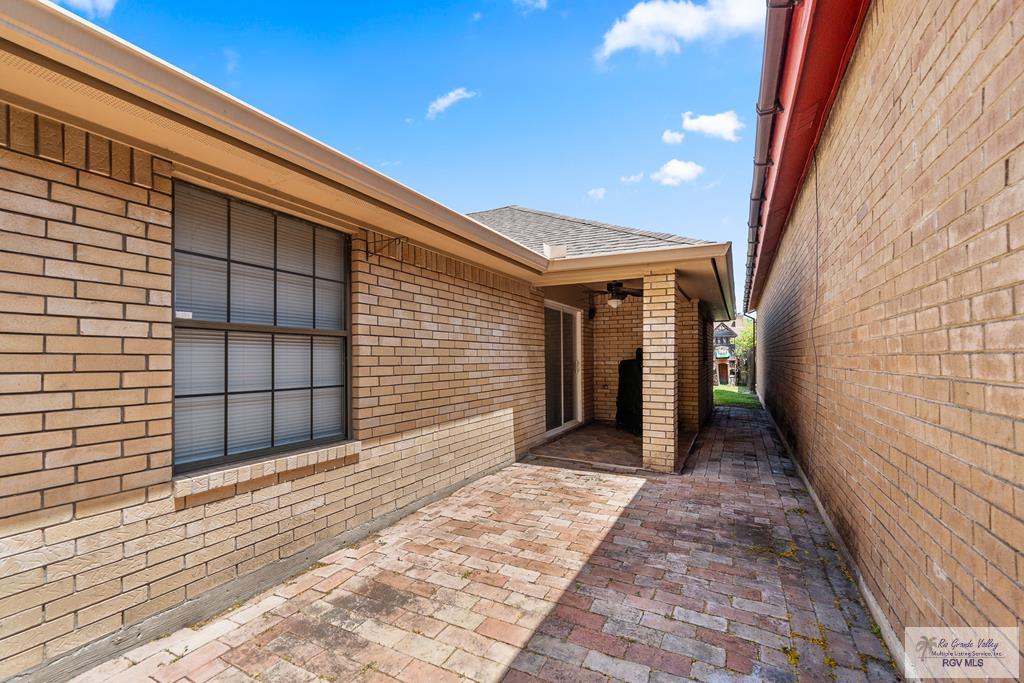 208 Parkview Cir, HARLINGEN, Texas image 27