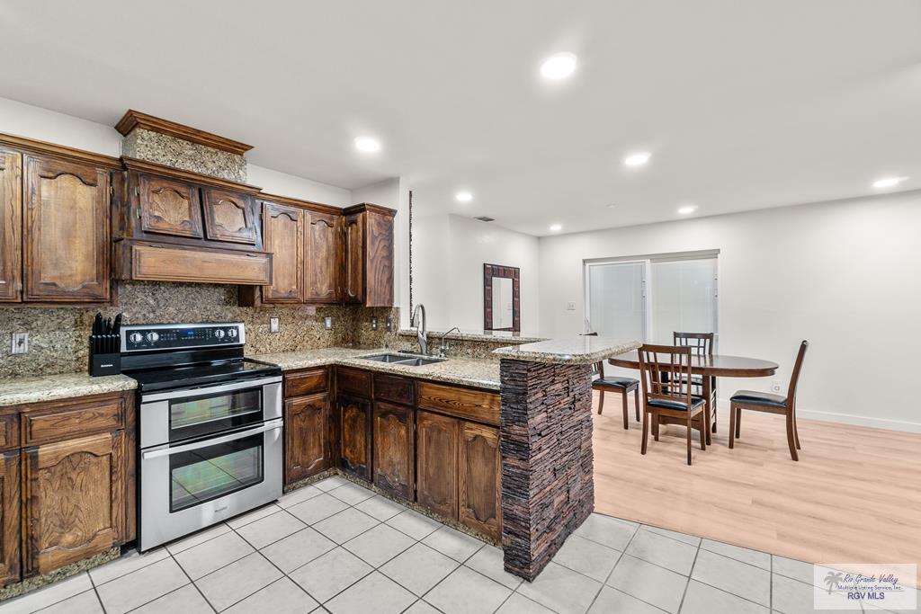 208 Parkview Cir, HARLINGEN, Texas image 20