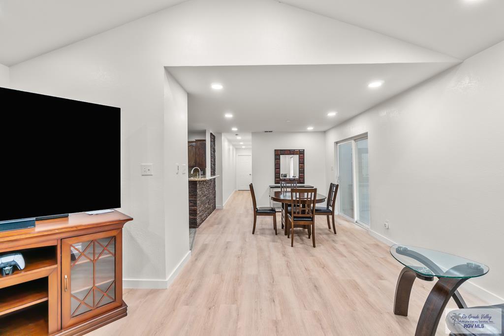 208 Parkview Cir, HARLINGEN, Texas image 26