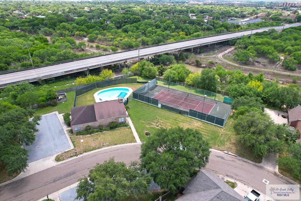 208 Parkview Cir, HARLINGEN, Texas image 7