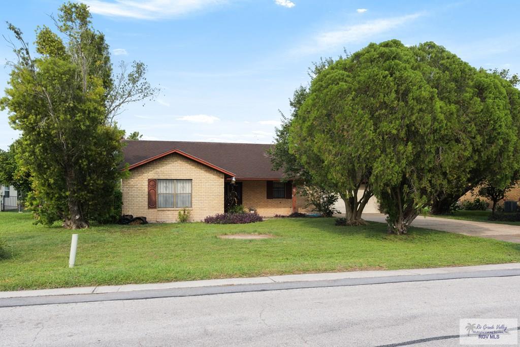 1404 Santa Ana Ave, RANCHO VIEJO, Texas image 1