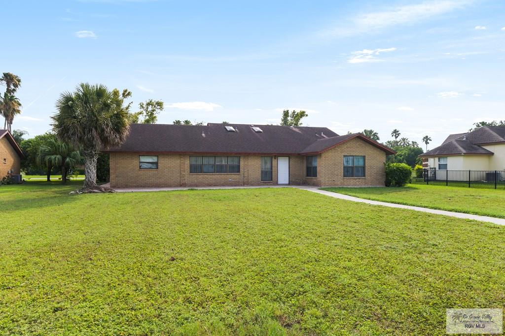 1404 Santa Ana Ave, RANCHO VIEJO, Texas image 24