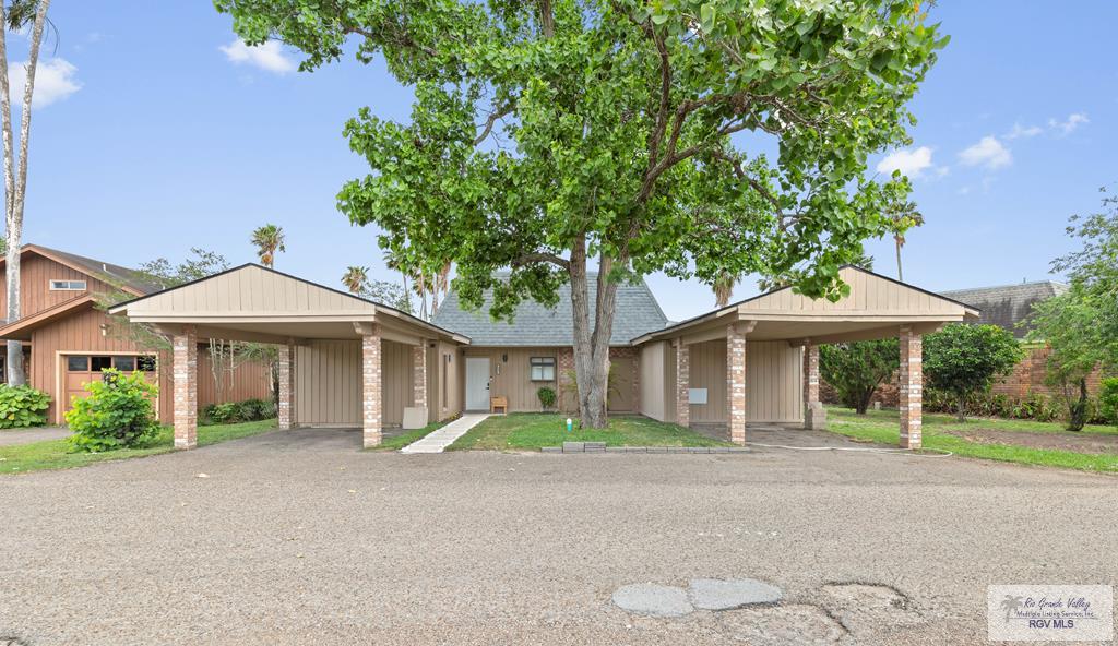 441 Champion Dr, BROWNSVILLE, Texas image 1