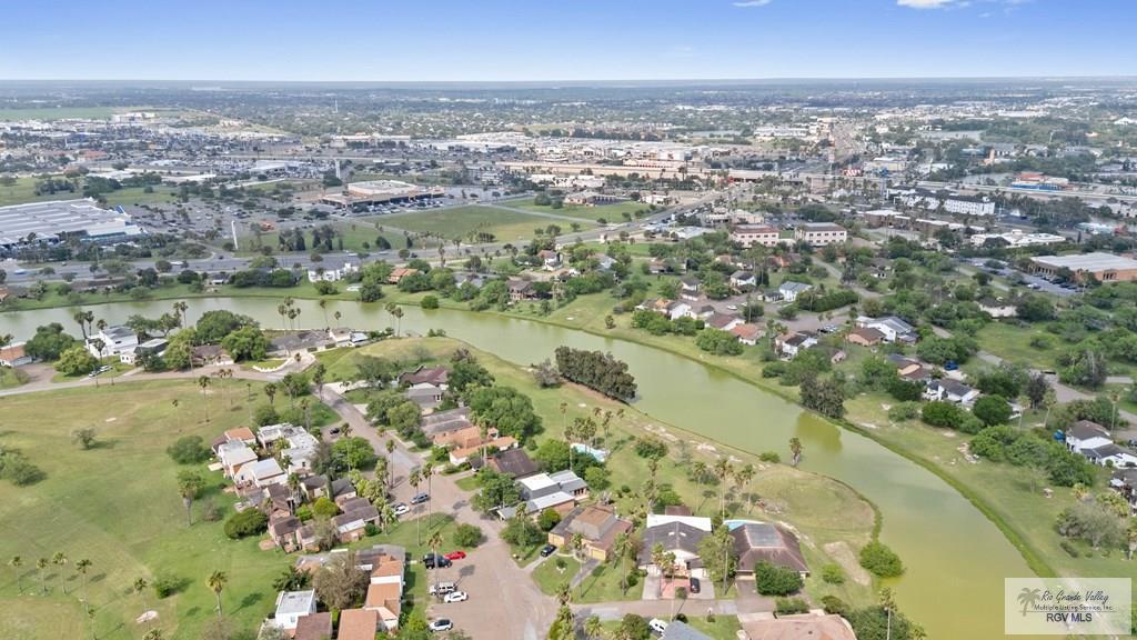 441 Champion Dr, BROWNSVILLE, Texas image 37