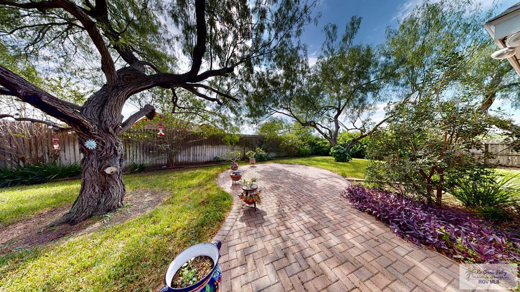 1415 Mesquite Grove, BROWNSVILLE, Texas image 28