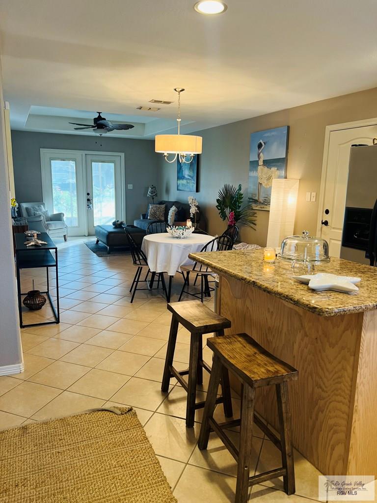 9 Doral Dr, LAGO VISTA, Texas image 2