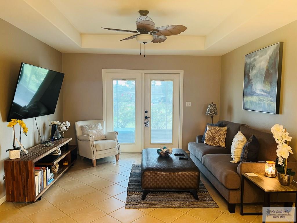 9 Doral Dr, LAGO VISTA, Texas image 7