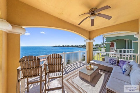 Townhouse For Sale - 47 Harbor Town<br/> Cameron County, LAGUNA VISTA, TX 78578