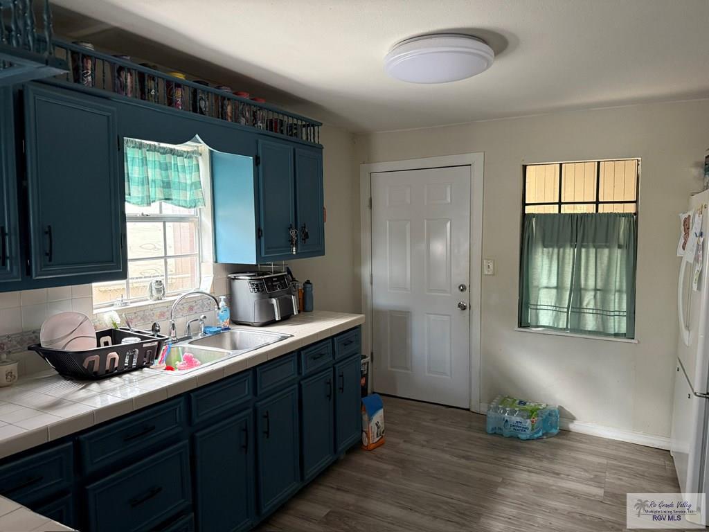 515 Florence Ln, BROWNSVILLE, Texas image 4
