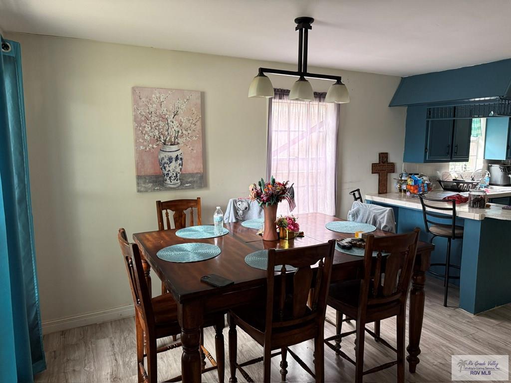 515 Florence Ln, BROWNSVILLE, Texas image 3
