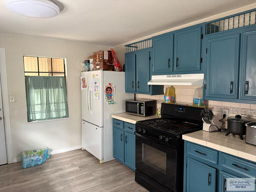 515 Florence Ln, BROWNSVILLE, Texas image 5