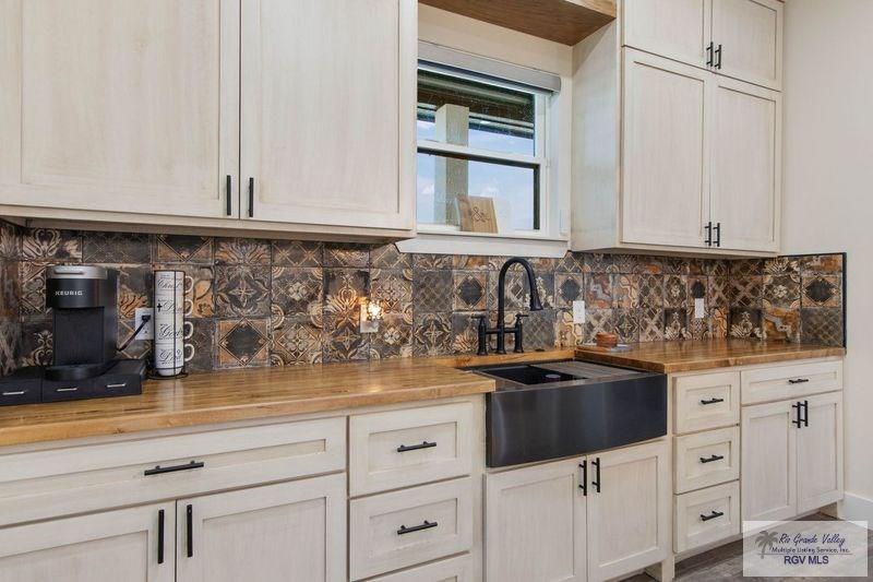 4314 Claude Lane, HARLINGEN, Texas image 11