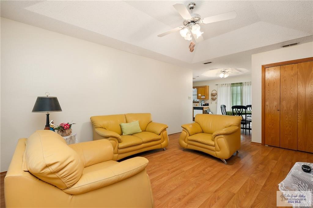 1814 N Gastel Cir, MISSION, Texas image 3