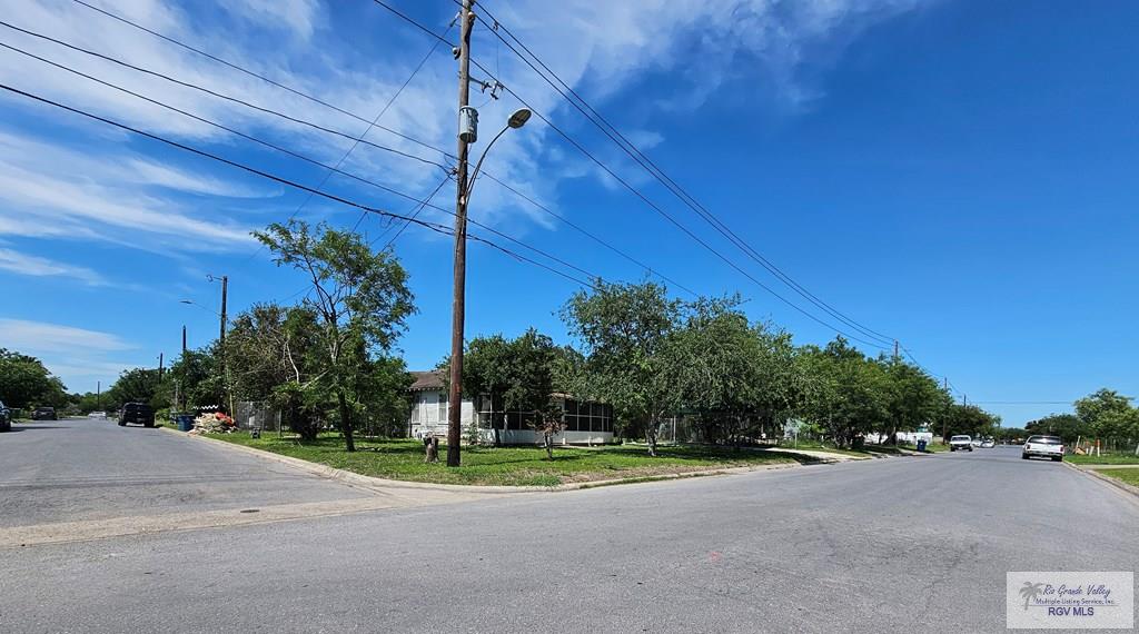 2305 Las Casas St, BROWNSVILLE, Texas image 11