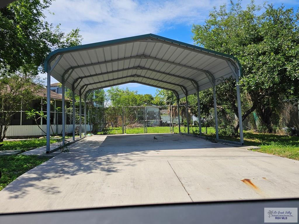 2305 Las Casas St, BROWNSVILLE, Texas image 3